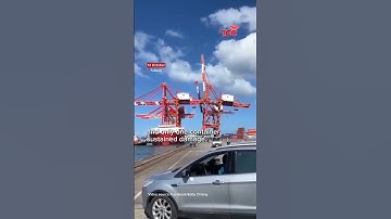 Thumbnail of Crane collapse at Keelung Port after barge collision