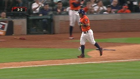 SEA@HOU: Astros TV on Altuve walking on three pitches