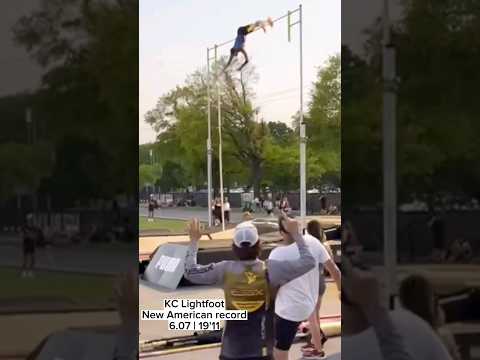 New American pole vault record 6.07 19'11 kc lightfoot