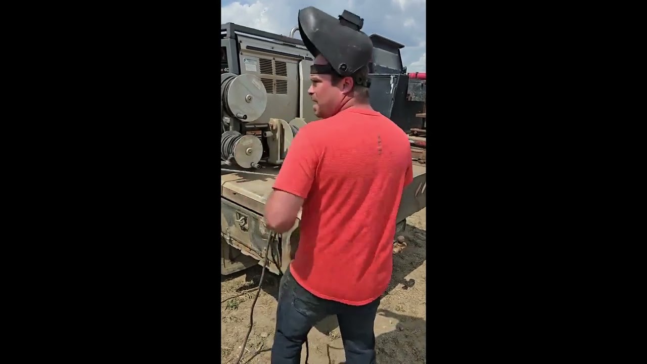 LINCOLN ELECTRIC VANTAGE 400 For Sale