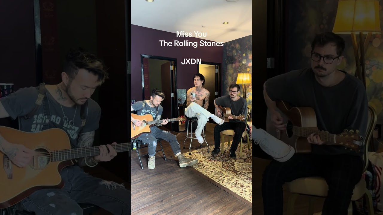 In the greenroom jamming in atlanta with my band. We play this cover live.. one of my favorites.