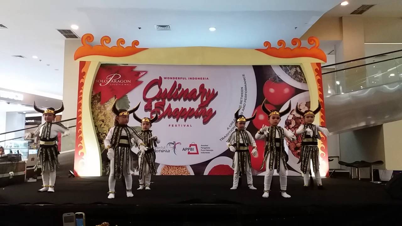 TARI KARAPAN SAPI ~ SANGGAR TARI SAHWAHITA