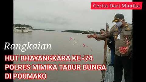 POLRES MIMIKA TABUR BUNGA DI POUMAKO.
