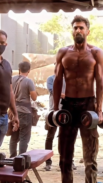 Aditya Roy Kapur's beast-mode body 😍 #shorts #adityaroykapoor