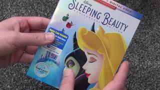 Disneys Sleeping Beauty Signature Collection Anniversary Edition Blu-Ray Unboxing