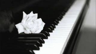 Video thumbnail of "Lunapop Questo pianoforte"