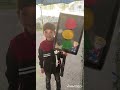 رسمت في الدفتر اشارة المرور نجومي