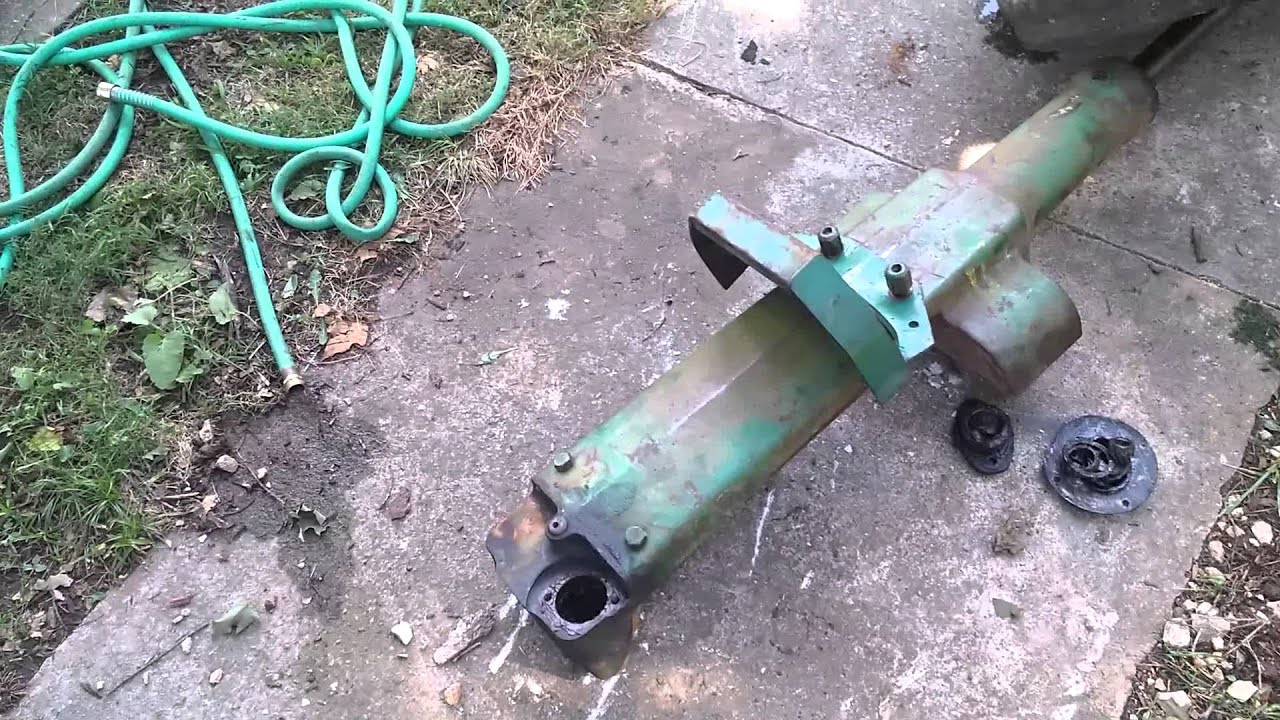 1951 John Deere B steering pedestal taken off YouTube