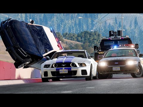 Epic Police Chases & Crashes #4 | BeamNG Drive - SmashLab