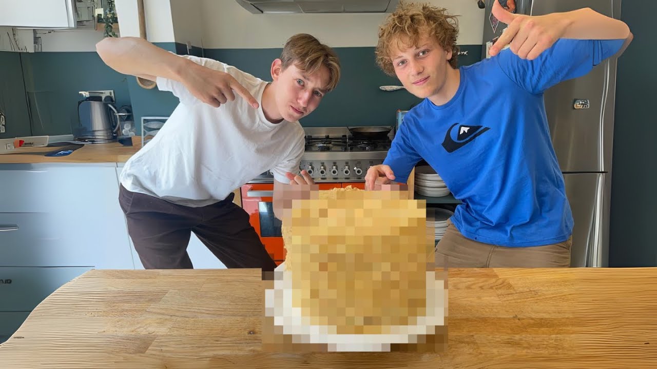 We made a COMPLEX cake from scratch!