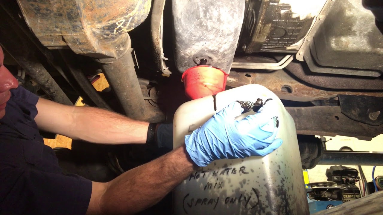 NEW GARAGE!!! 6.0 Powerstroke Oil Change - YouTube