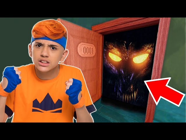 DON'T OPEN THE DOOR!! WE'RE TRAPPED IN THE MONSTER HOTEL IN ROBLOX