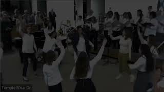 Israeli Dancing To Pitchu Li And Miriam Song