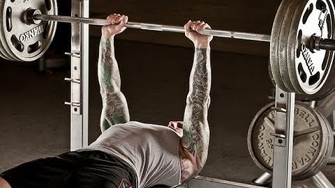Close-Grip Bench Press Tips by Jim Stoppani