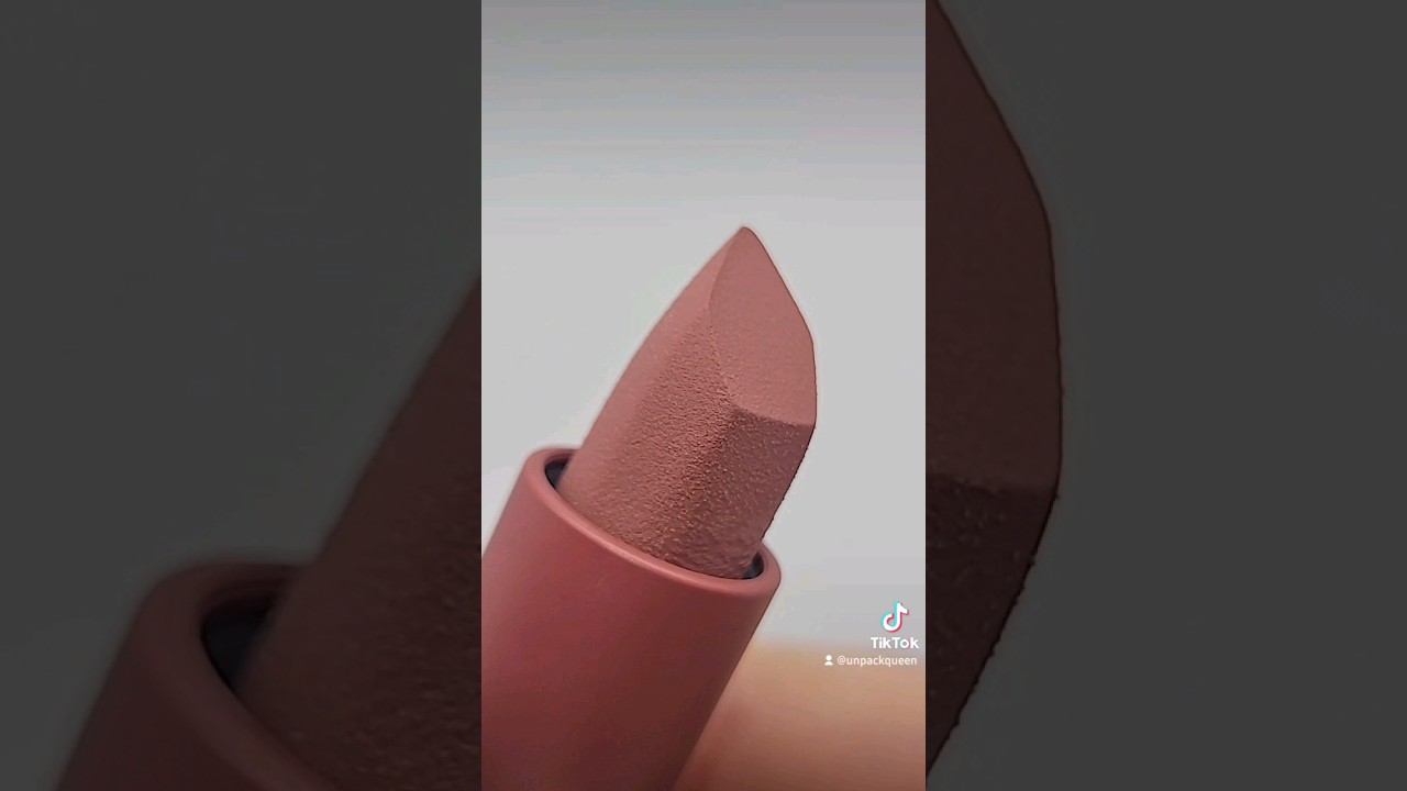 Huda Beauty Power Bullet Matte Lipstick - Wedding Day