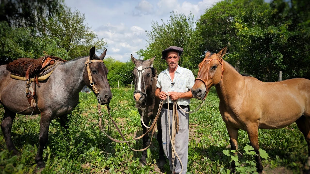 VIAJA a CABALLO y Crio a Sus Hijos SOLO la FUERZA de un Padre que NO se RINDE...