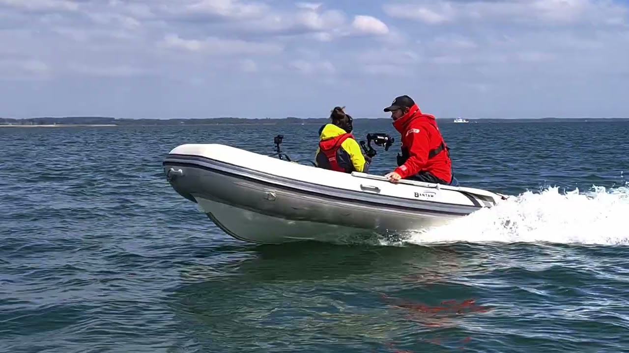 01 SailHub Momentum M10