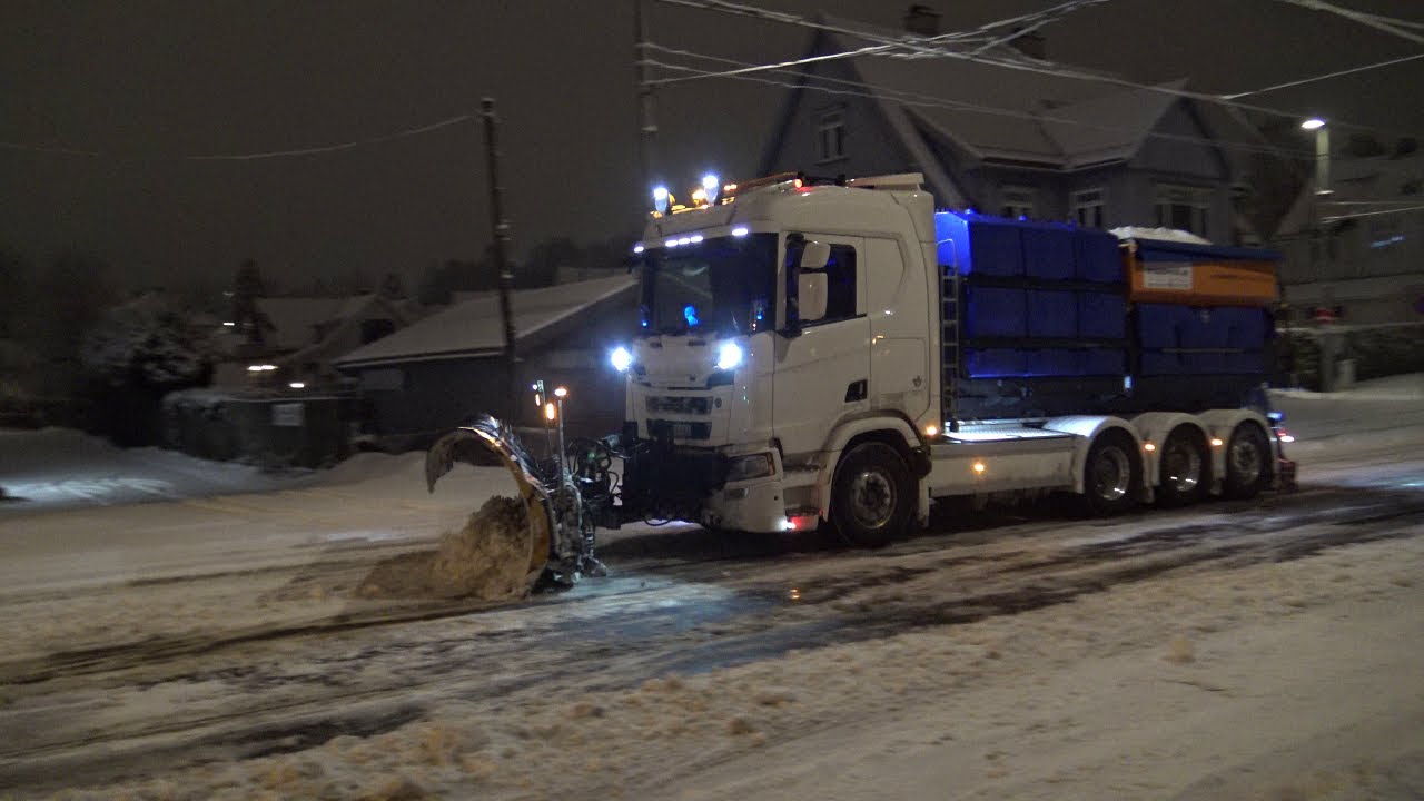 4K| Scania R650 Plow Truck Plowing Roads At Night