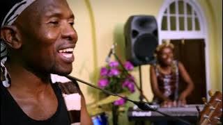 Shabalala Rhythm ft Oliver Mtukudzi - Siyana Naye