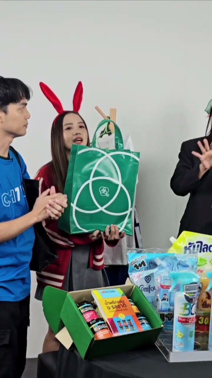 ไลฟ์เปิดตัวสุดปังกับสินค้าพรีเมียม Ch7HD กระเป๋า-เสื้อยืดคอลเลคชั่นใหม่ต้อนรับ Happy New Year