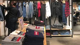 Levis store in London