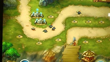 Castle TD Episode 3 : passing bridge