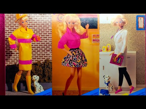 видео: 💖 Набор одежды для Барби — костюмы по профессиям, 1993 год. Carrying Careers Barbie