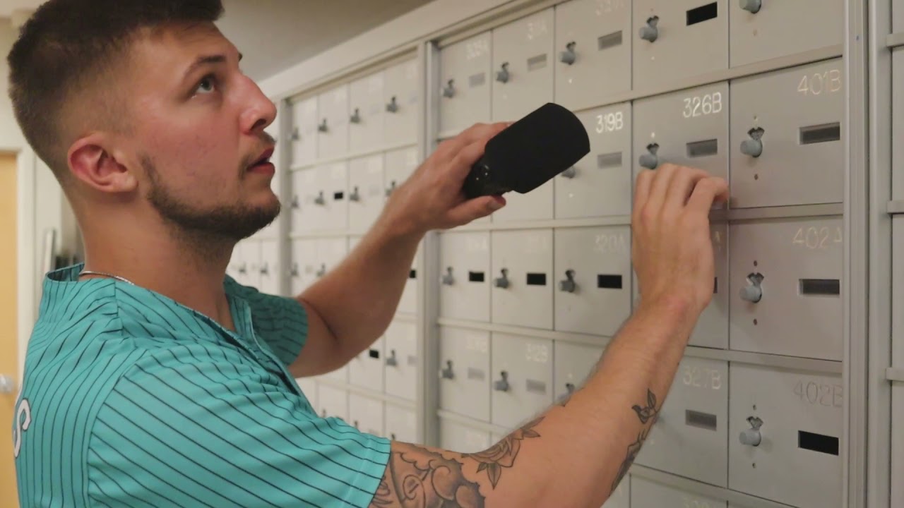 ASMR в студенческом общежитии (публичный ASMR)