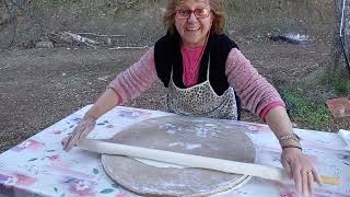 Πως φτιάχνω πίτα Κρεατόπιτα στον Αγαλιανό Αγρινίου Παραδοσιακή συνταγή #αγρίνιο #maragrin #greekfood