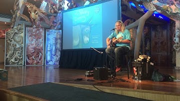 CRAIG SMITH - Wonky Donkey ( & introduction) - live@Te Papa 24th April 2019