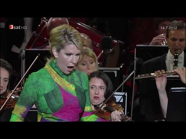 Bernstein - West Side Story:I Feel Pretty : Soli / Orch de studio / J.Green