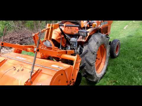 Tractoras Kubota L1511