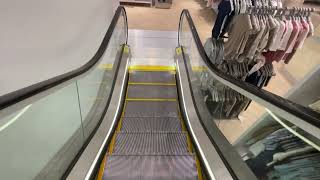 KONE TravelMaster 110 Escalators | H&M | Twelve Oaks Mall | Novi, MI