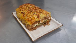 Gefüllter Hackbraten mit Kartoffelkruste - ein Wohlfühlgericht für daheim