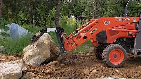 Everything Attachments Wicked 55" Grapple and Kubota B26, a match made in heaven