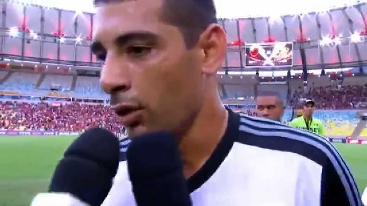 "87 é nosso", Diego Souza, no intervalo do jogo com o Flamengo