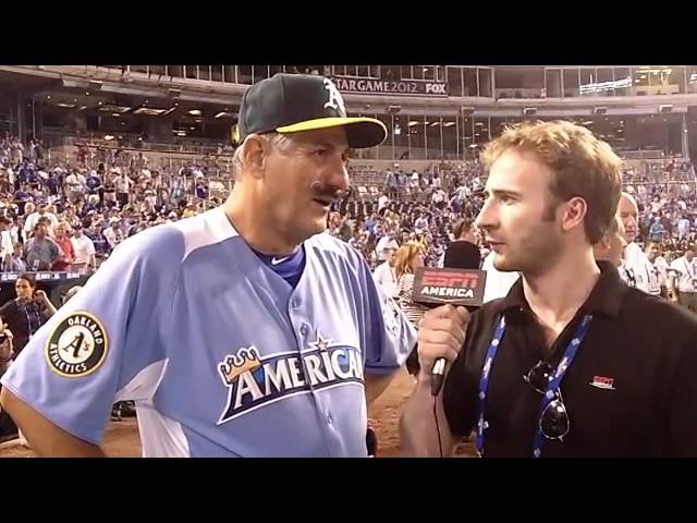 Rollie Fingers Talks About His Career in MLB and His Time as a