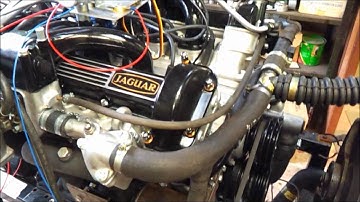 Jaguar V12 Etype Running