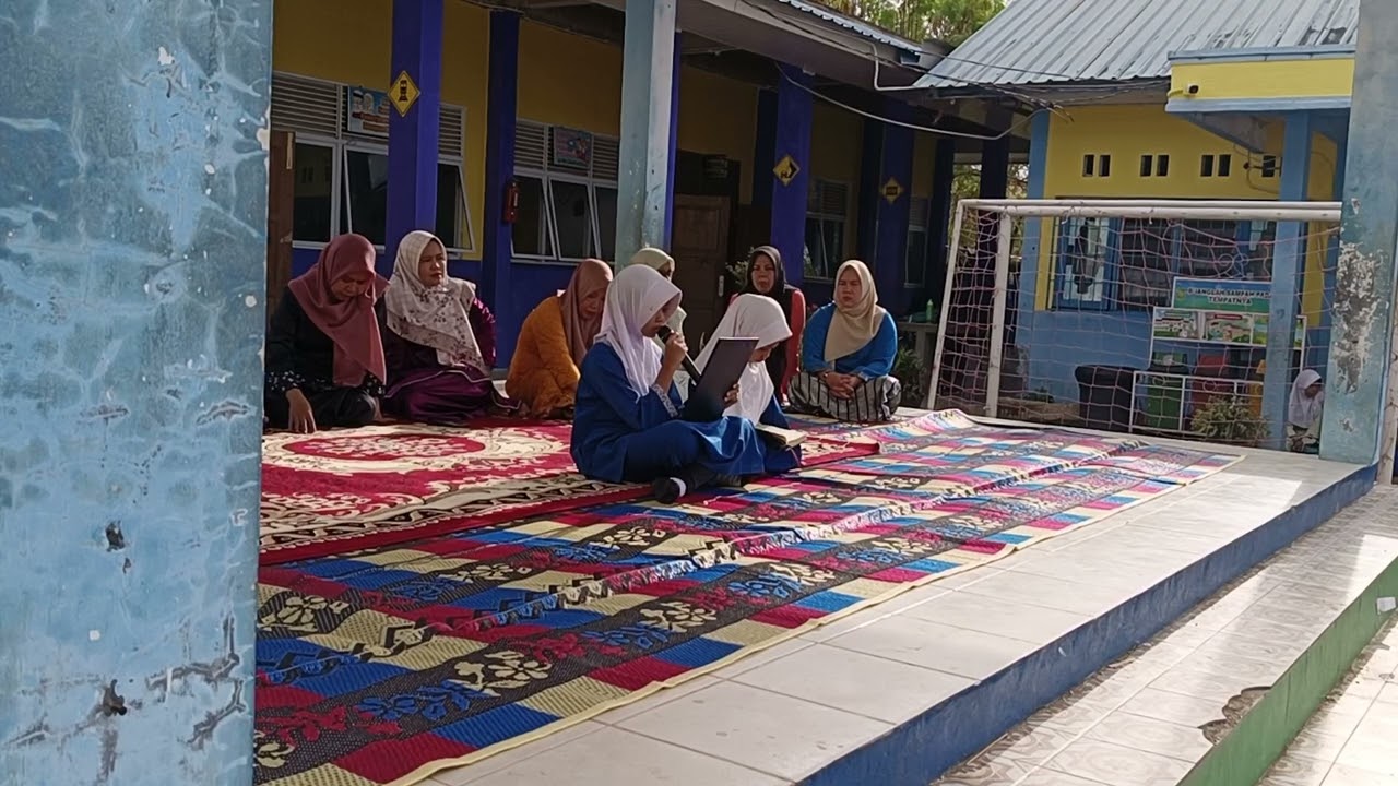 Pembacaan ayat suci AlQuran oleh Nurfadillah dan saritilawah Amira ( Menyambut bln suci Ramadhan)