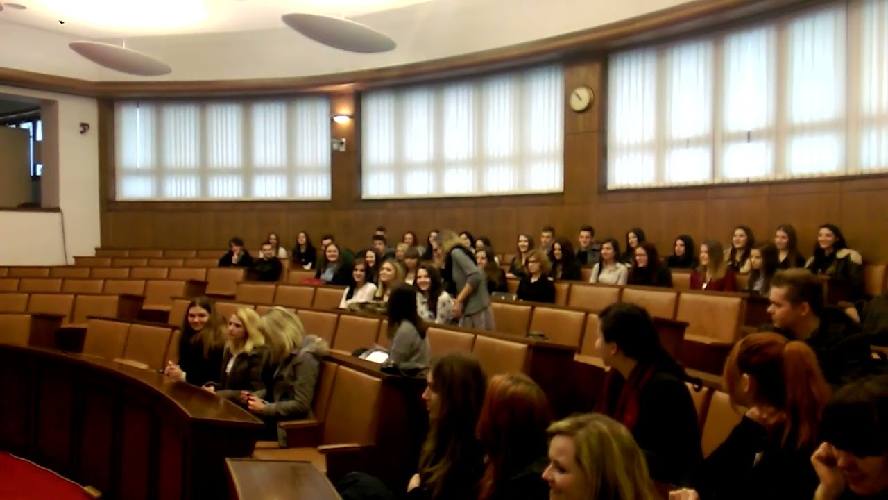 2016. godine u  Saboru sa svojim učenicima iz Škole za umjetnost, dizajn, grafiku i odjeću Zabok