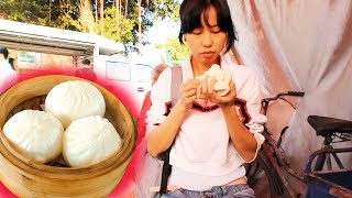 Chinese Street Food Breakfast Trying Pork Baozi, 包子 At China Market Ten Years Experience