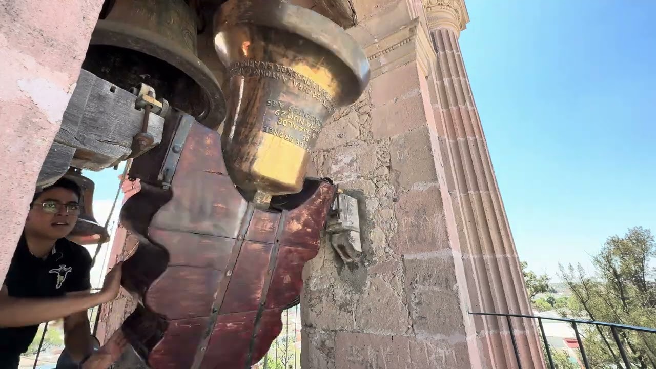 Ángelus y repique de campanas, Parroquia del Señor del Encino