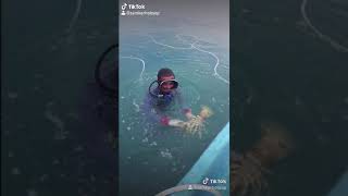 Penyelam Lobster di kepulauan Aru- Maluku