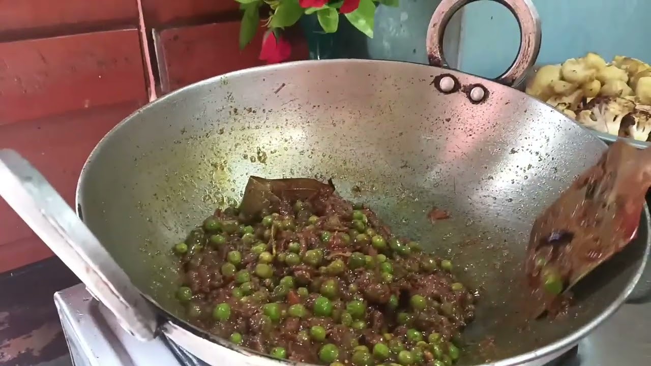 मकर संक्रांति स्पेशल आलू गोभी मटर की सब्जी