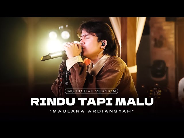 Maulana Ardiansyah - Rindu Tapi Malu (Live Ska Reggae) class=