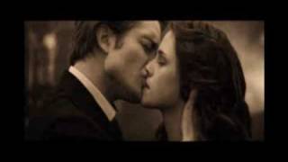 Sweet Dreams (Edward and Bella/Twilight/New Moon)