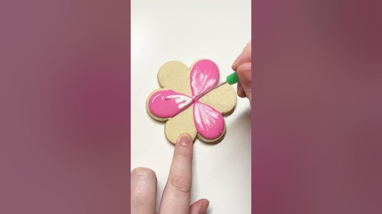 🌸 #thegracefulbaker #cookiedecorating