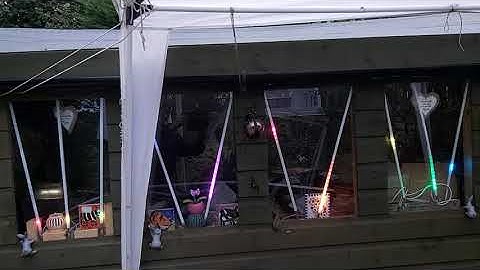 WS2812B ARDUINO PRO MINI BOUNCING BALLS. 1st ATTEMPT!