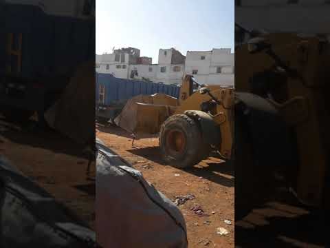 شوهة بحي المكانسة عمالة عين الشق جبل من الأزبال و المسؤولين أوت مقاطعون