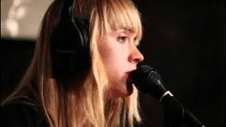Wye Oak - Civilian (Live on KEXP)